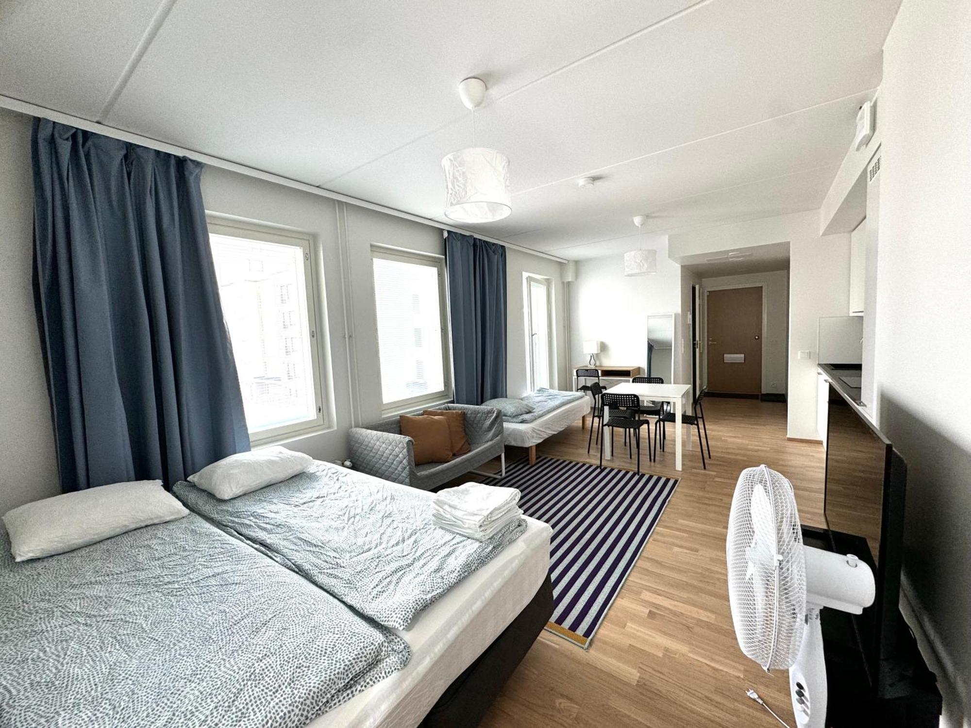 Easy Stay Rooms & Apartments Near Airport Vantaa Eksteriør billede
